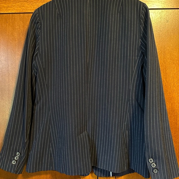 Banana Republic Suit Jacket - Picture 2 of 5